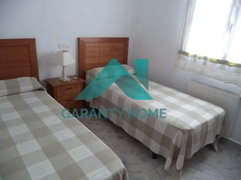Habitación de Apartamento de alquiler en Cáceres con Aire acondicionado, Calefacción y Terraza