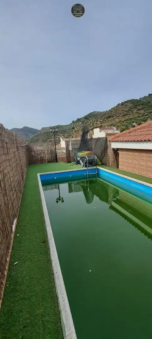 Piscina de Casa o xalet en venda en Cárcheles amb Aire condicionat, Jardí privat i Terrassa