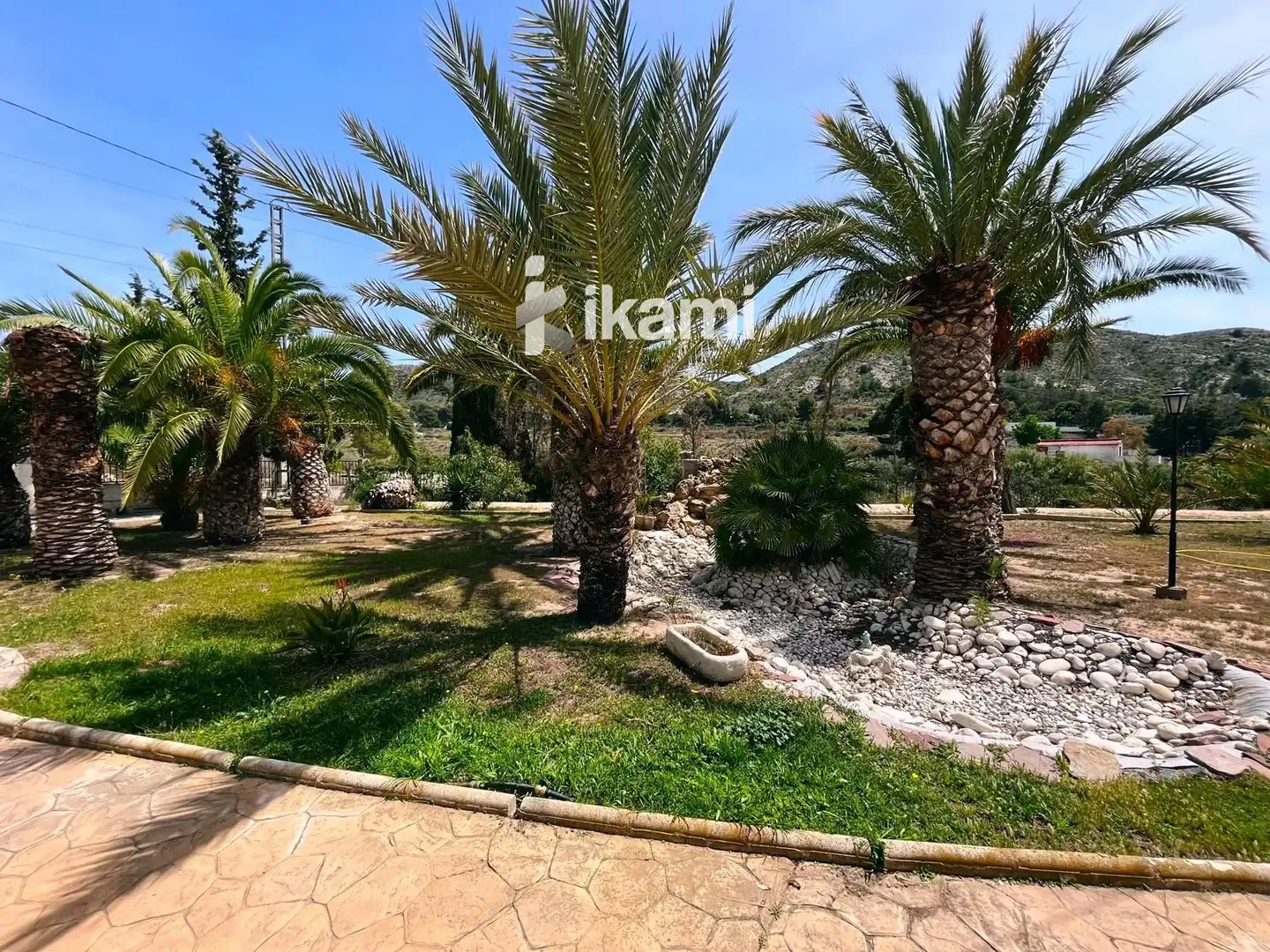 Jardín de Casa o chalet en venta en Elda con Calefacción, Trastero y Piscina