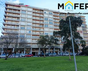 Vista exterior de Àtic en venda en Laredo amb Calefacció, Parquet i Terrassa