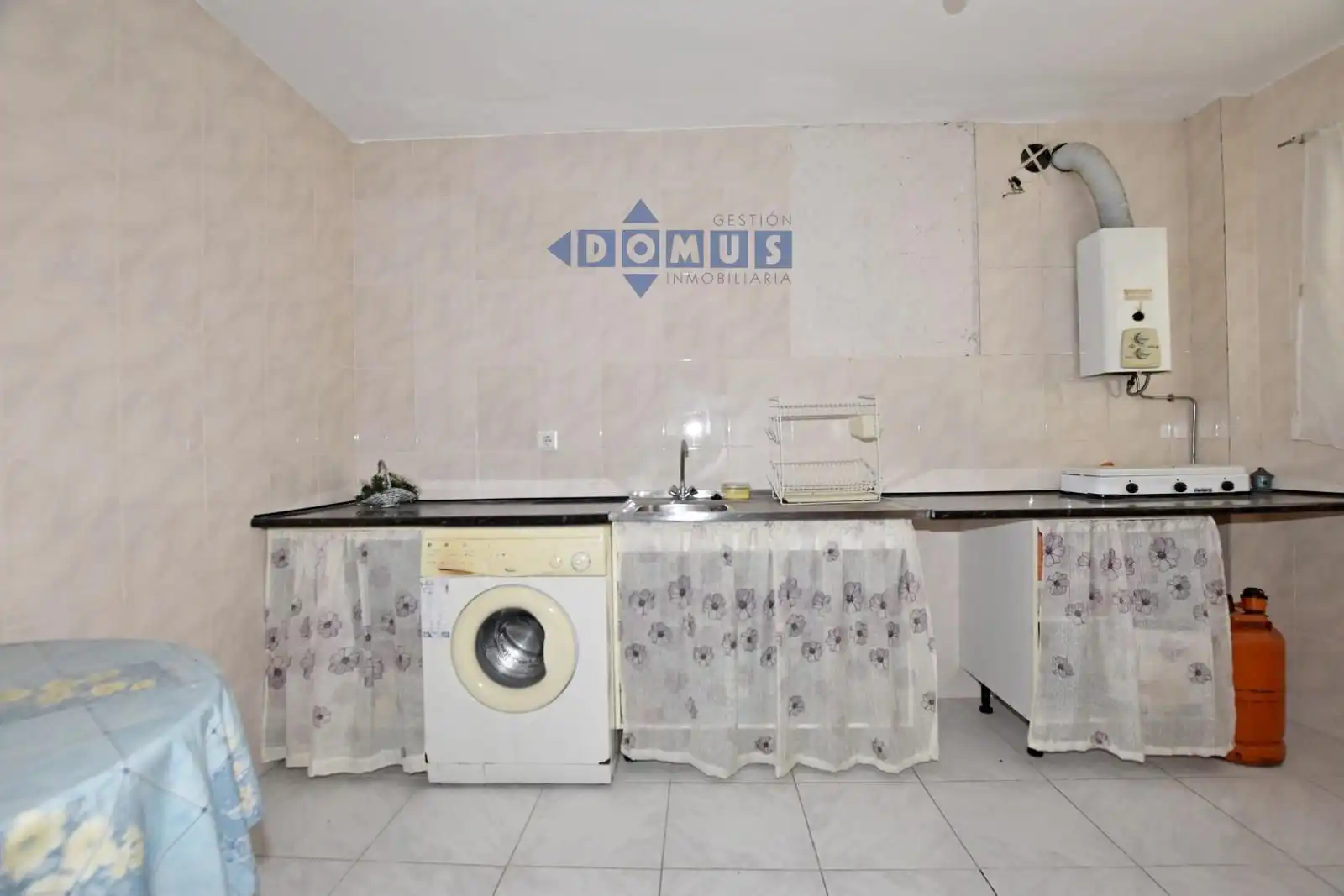 Kitchen of Flat for sale in Algatocín  with Terrace and Balcony