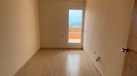 Foto 5 de Casa adosada en venda a Avenida Kurt Konrad Mayer, Playa Fañabé Alto, Santa Cruz de Tenerife