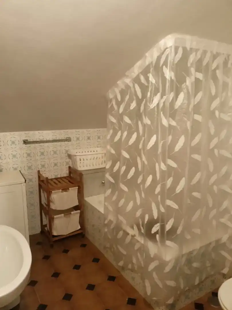 Bathroom of Flat for rent in Ribadeo, Lugo