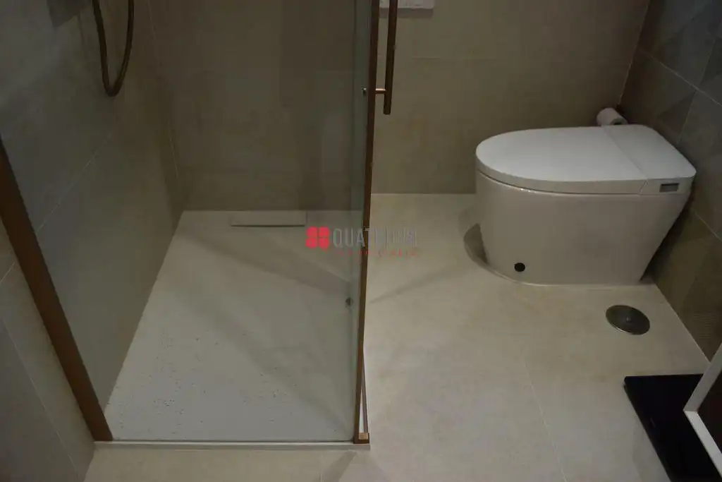Bathroom of Houses for sale in Santiago de Compostela   with Heating, Private garden and Storage room