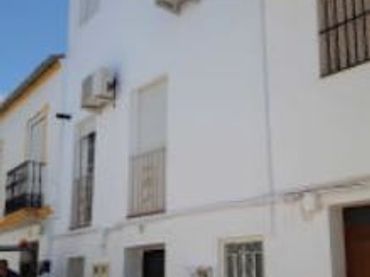 Pis en venda a tras castillo