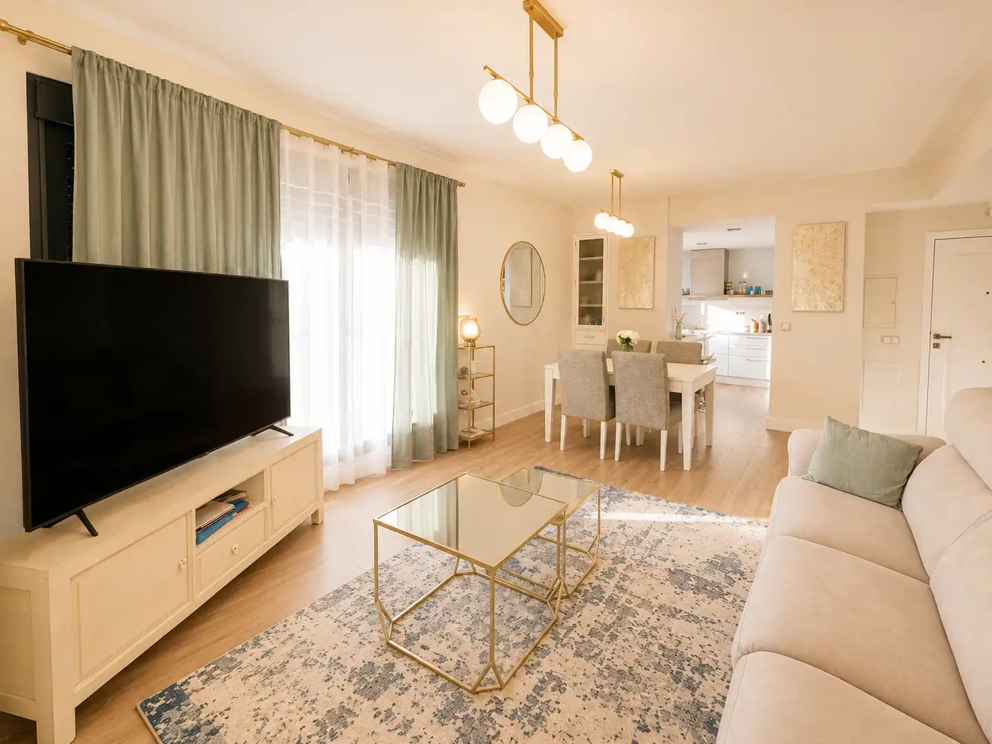 Sala d'estar de Àtic en venda en Mairena del Aljarafe amb Aire condicionat, Terrassa i Traster
