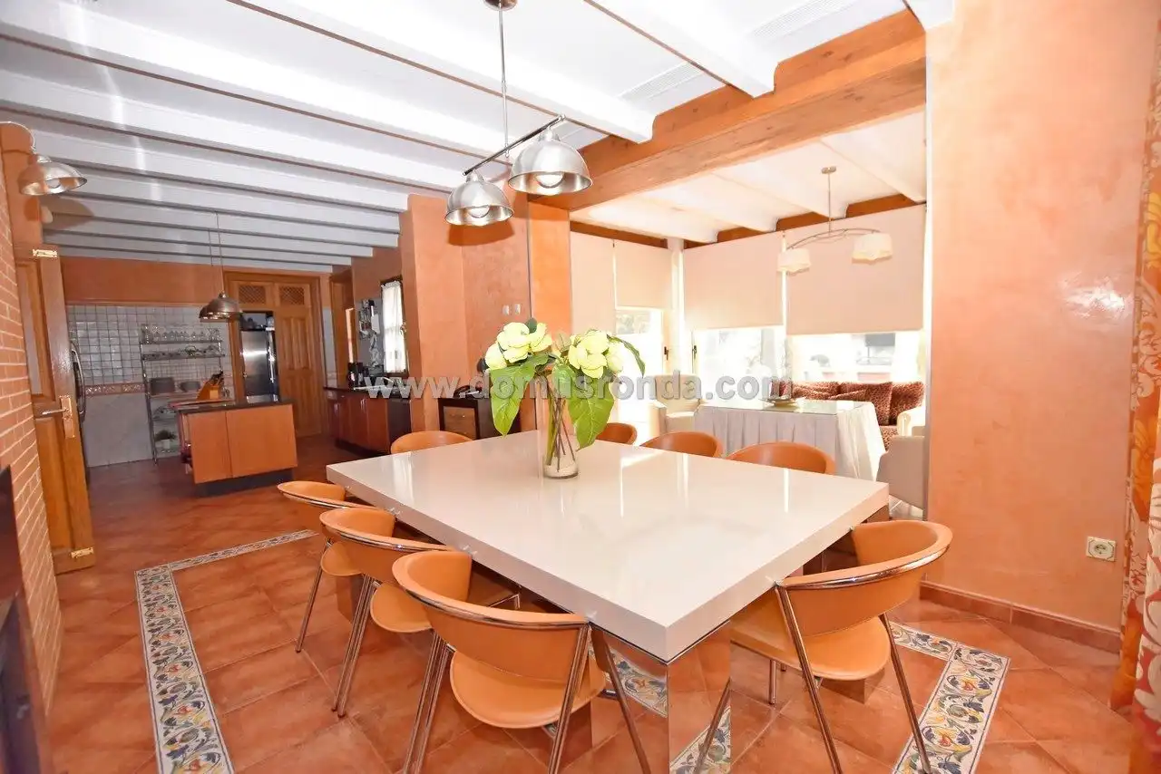 Comedor de Casa o chalet en venta en Ronda con Aire acondicionado, Calefacción y Terraza