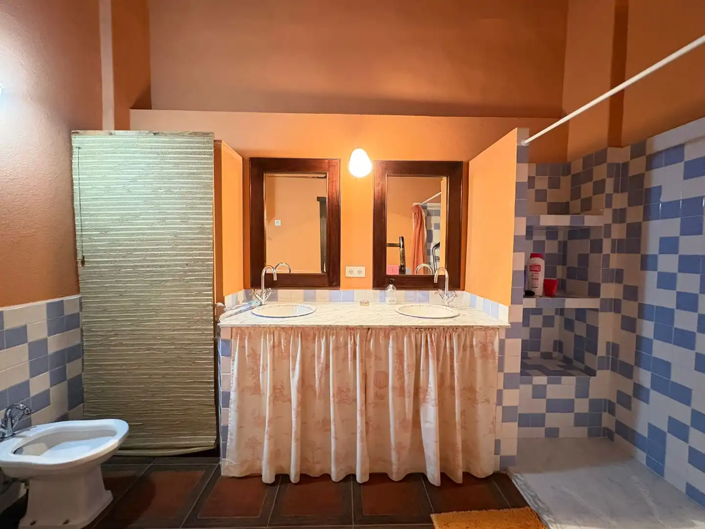 Bathroom of Houses for sale in Lobón  with Terrace, Storage room and Furnished