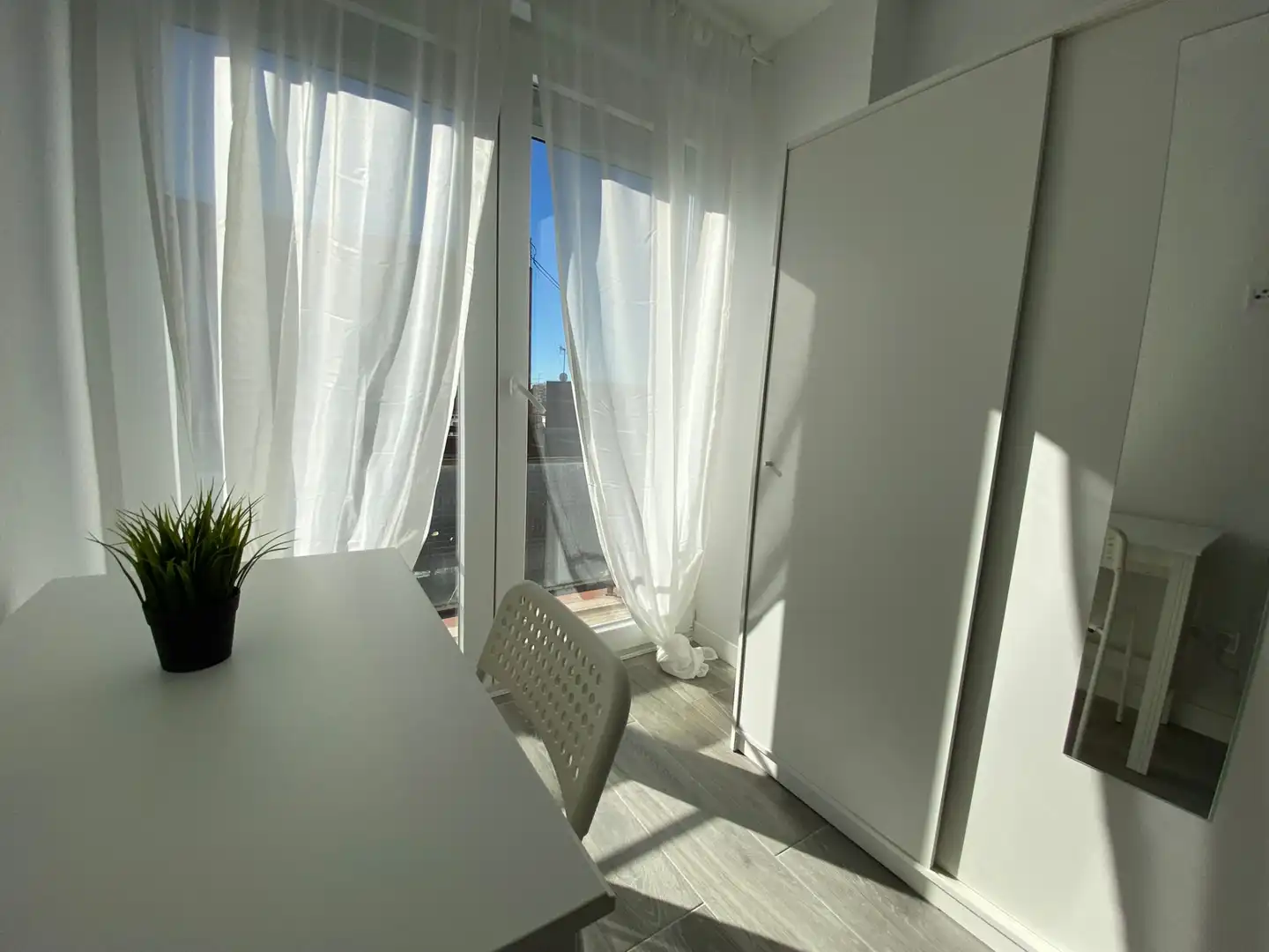 Terraza de Piso de alquiler en Madrid con Calefacción, Amueblado y Horno