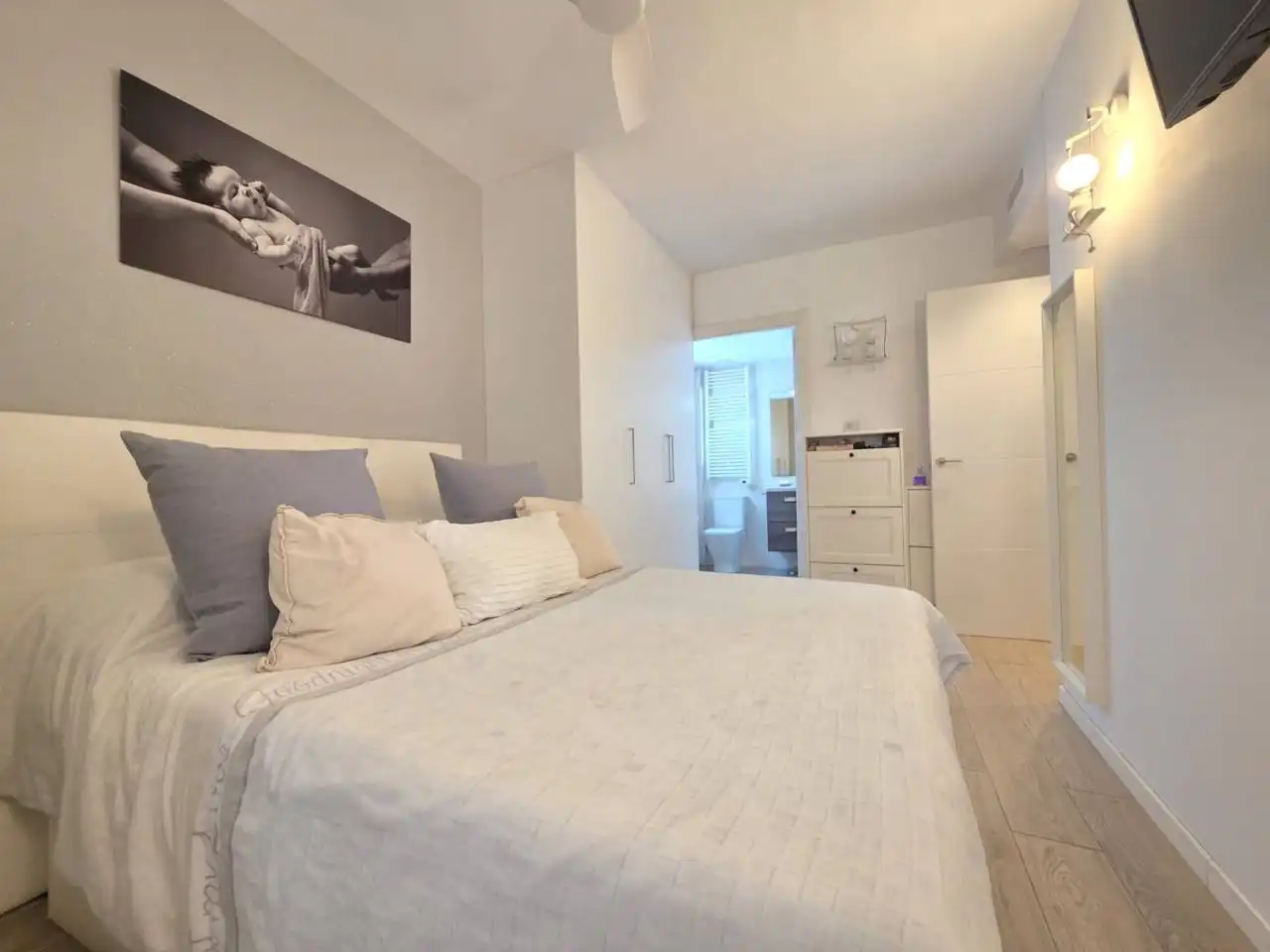 Habitación de Piso en venta en Sant Just Desvern con Aire acondicionado, Calefacción y Terraza