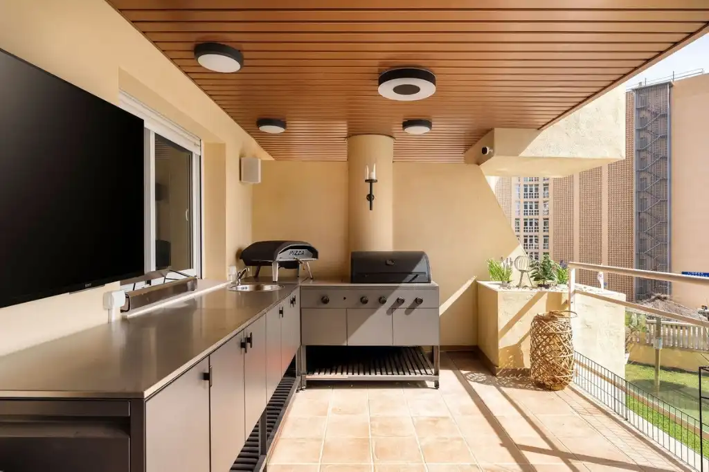 Apartment with pool for sale in Las Gaviotas  - Carvajal, imagen 4
