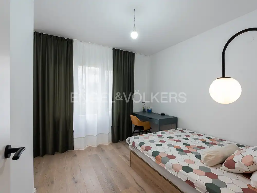 Bedroom of Houses for rent in Valencia  with Air Conditioner, Heating and Private garden