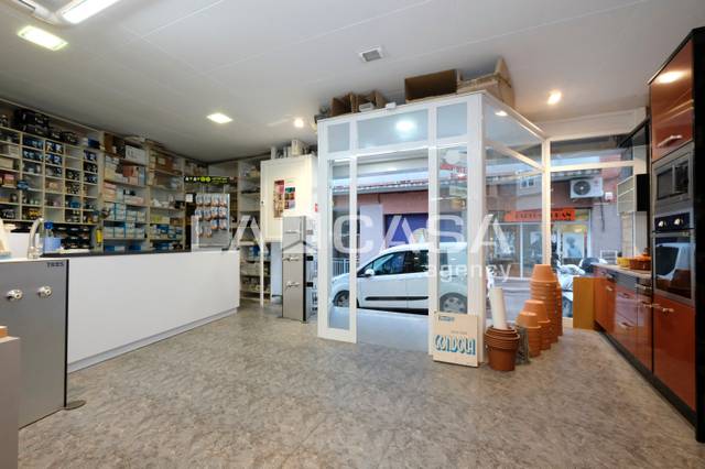 Local comercial en Venta en Porta