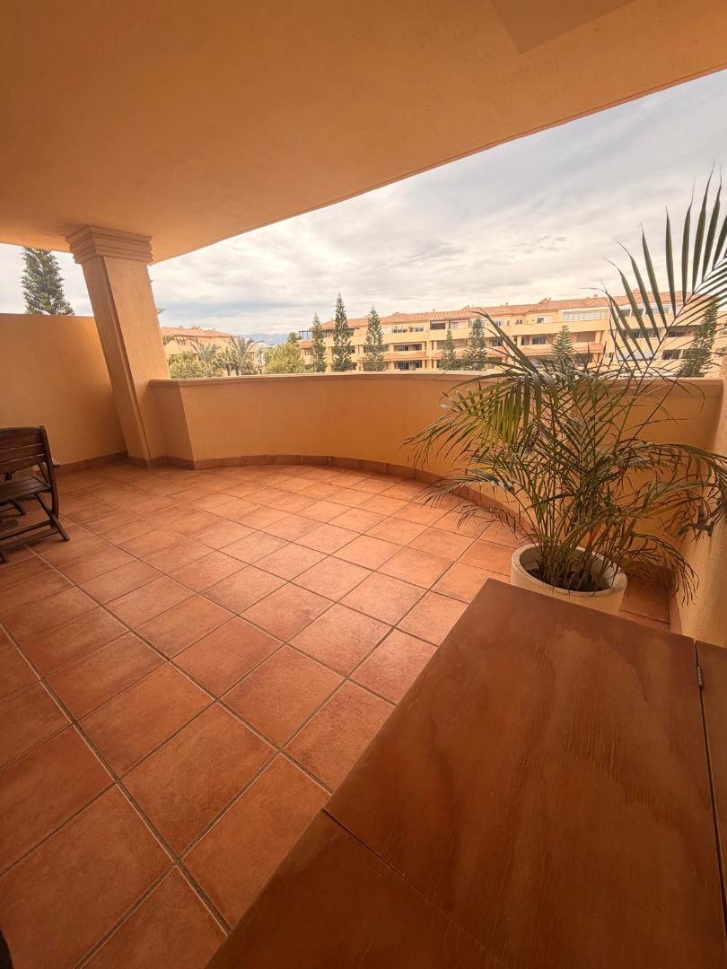 Terrasse von Wohnung zur Miete in Roquetas de Mar mit Klimaanlage, Terrasse und Möbliert