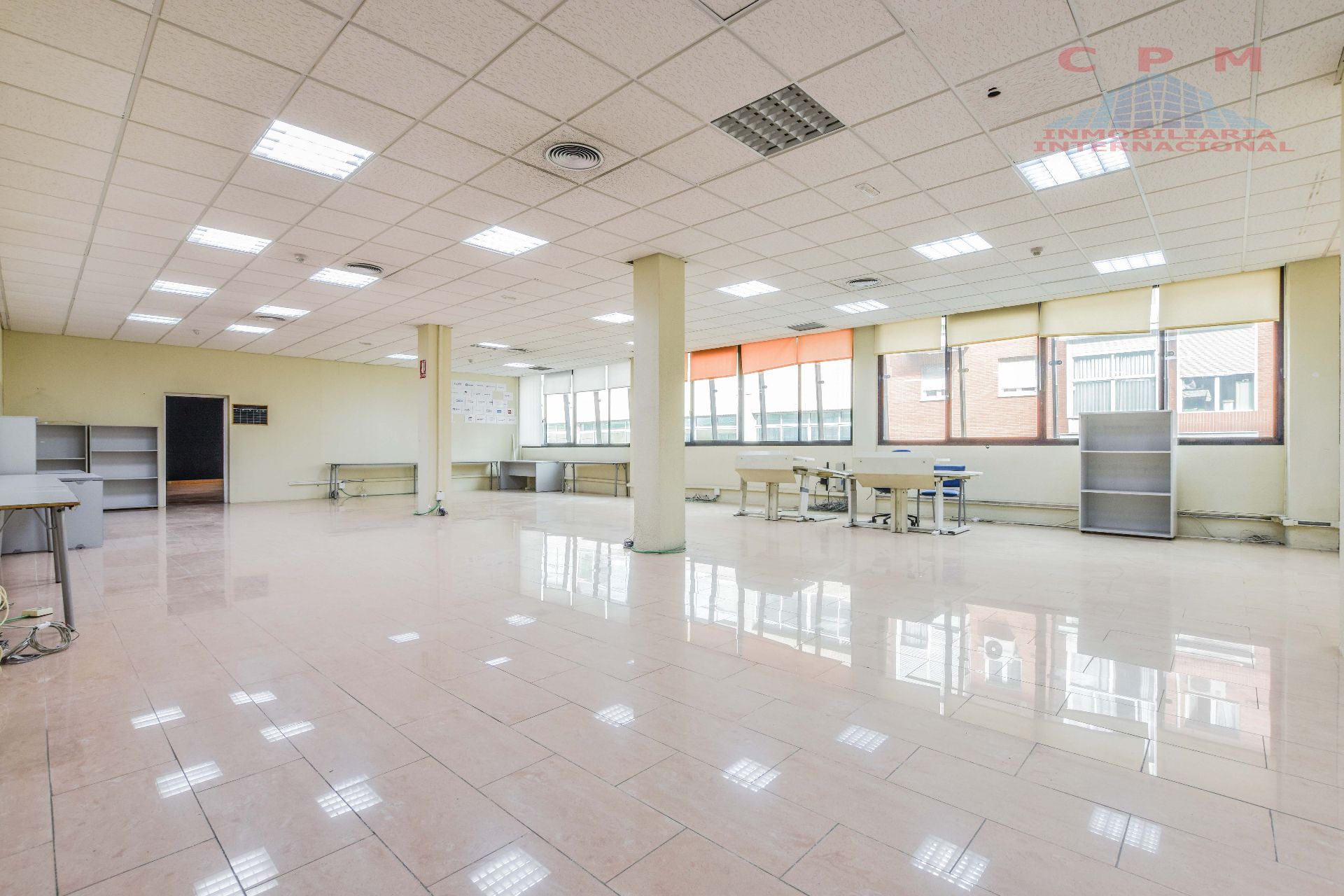 Oficina de lloguer en  Madrid Capital amb Aire condicionat, Calefacció i Traster