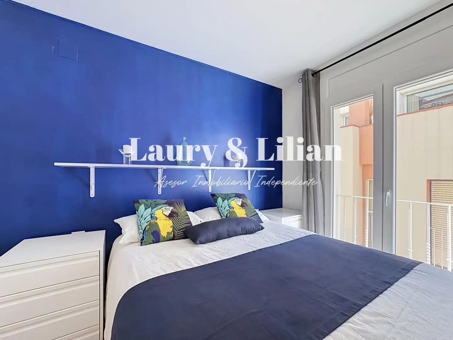 Habitación de Apartamento en venta en Empuriabrava con Aire acondicionado, Calefacción y Terraza