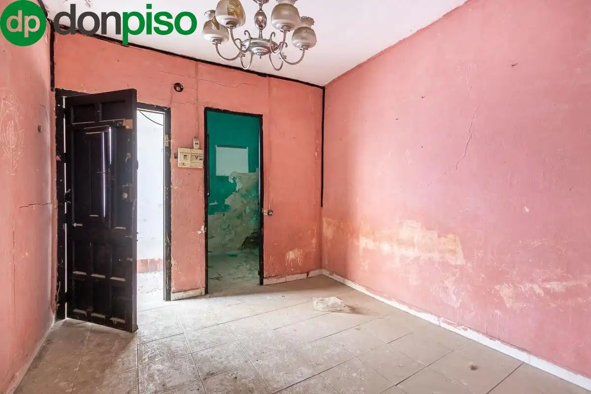 Houses for sale in Granada  with Terrace and Balcony