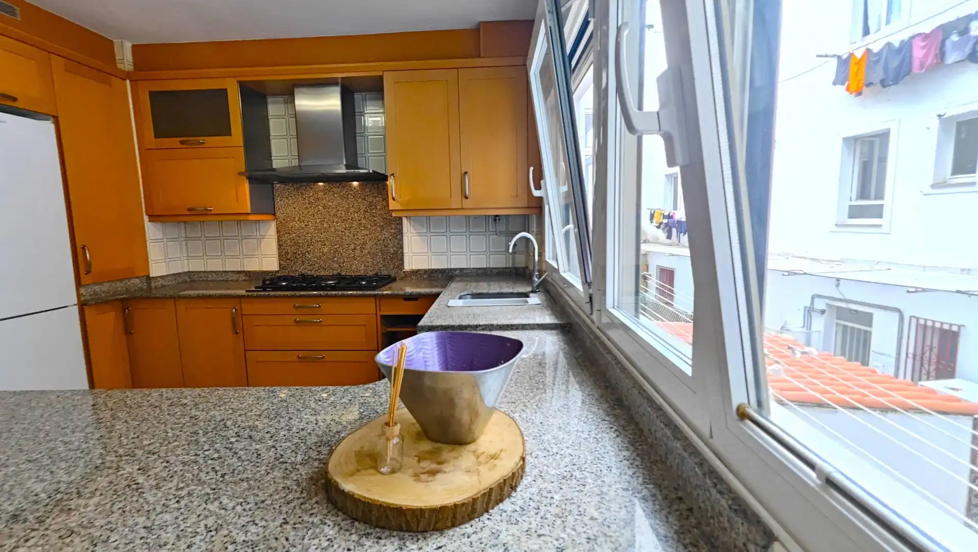 Cocina de Piso en venta en Santiago de Compostela  con Trastero y Amueblado