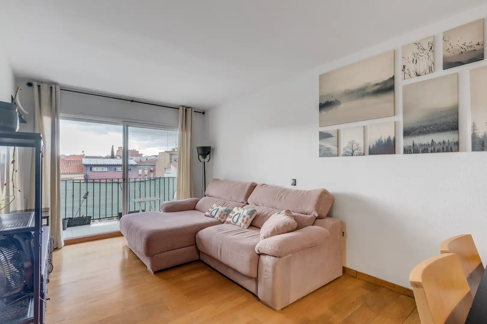 Flat with terrace for sale in Eixample Sud – Migdia, imagen 2