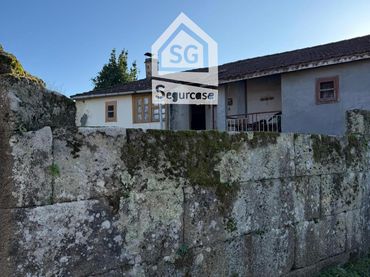 Casa en venda a Amoeiro