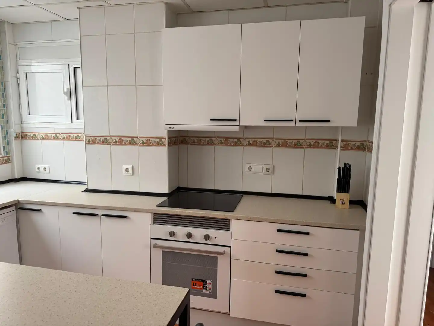 Cocina de Piso en venta en Elche / Elx con Amueblado, Horno y Lavadora
