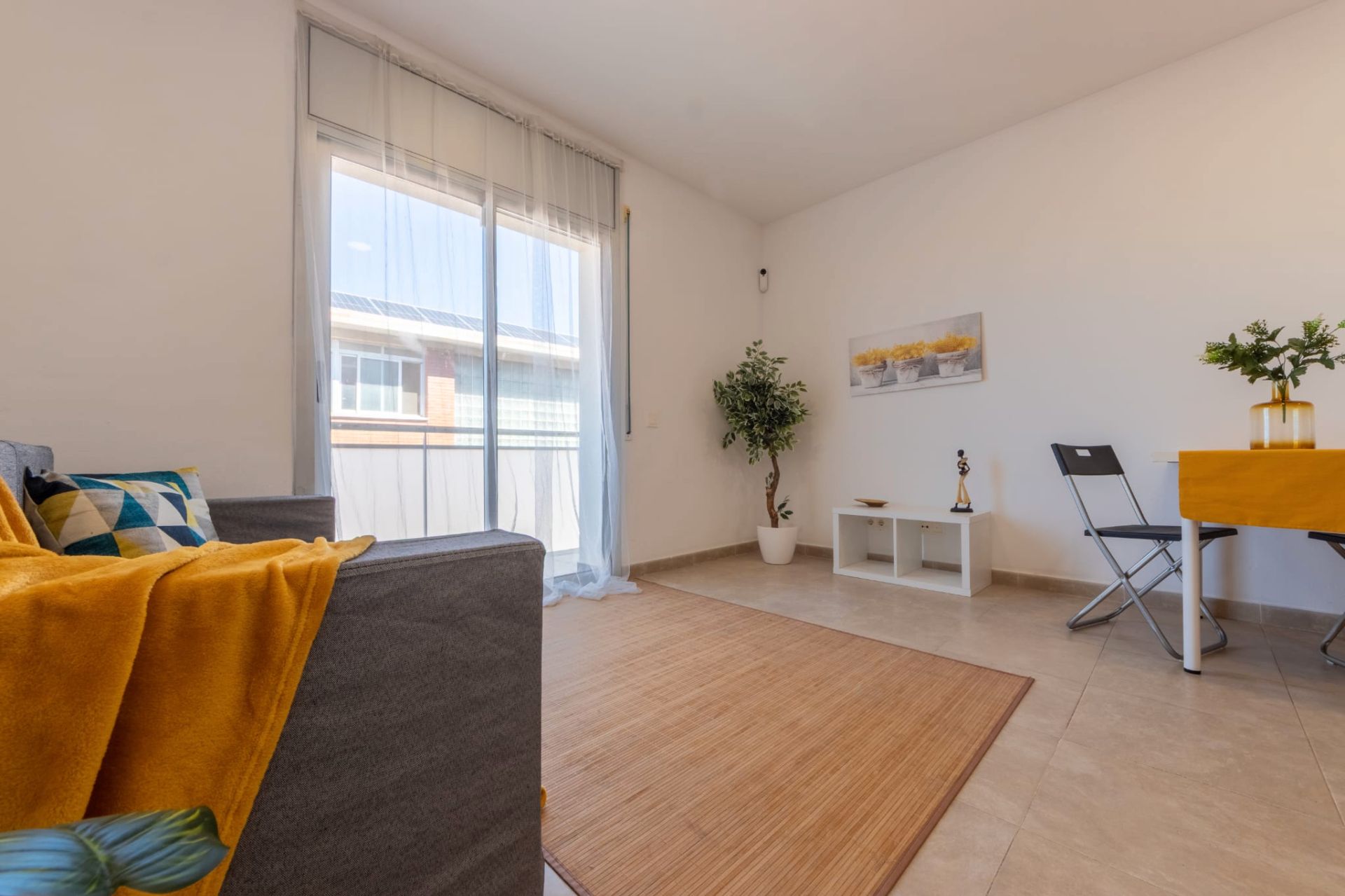 Sala d'estar de Apartament en venda en  Tarragona Capital amb Terrassa, Forn i Balcó