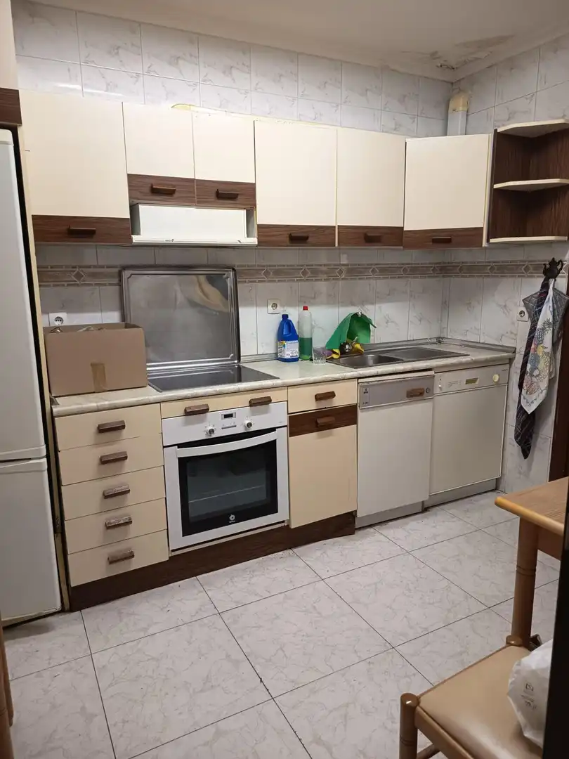 Cocina de Piso en venta en Palencia con Calefacción y Balcón