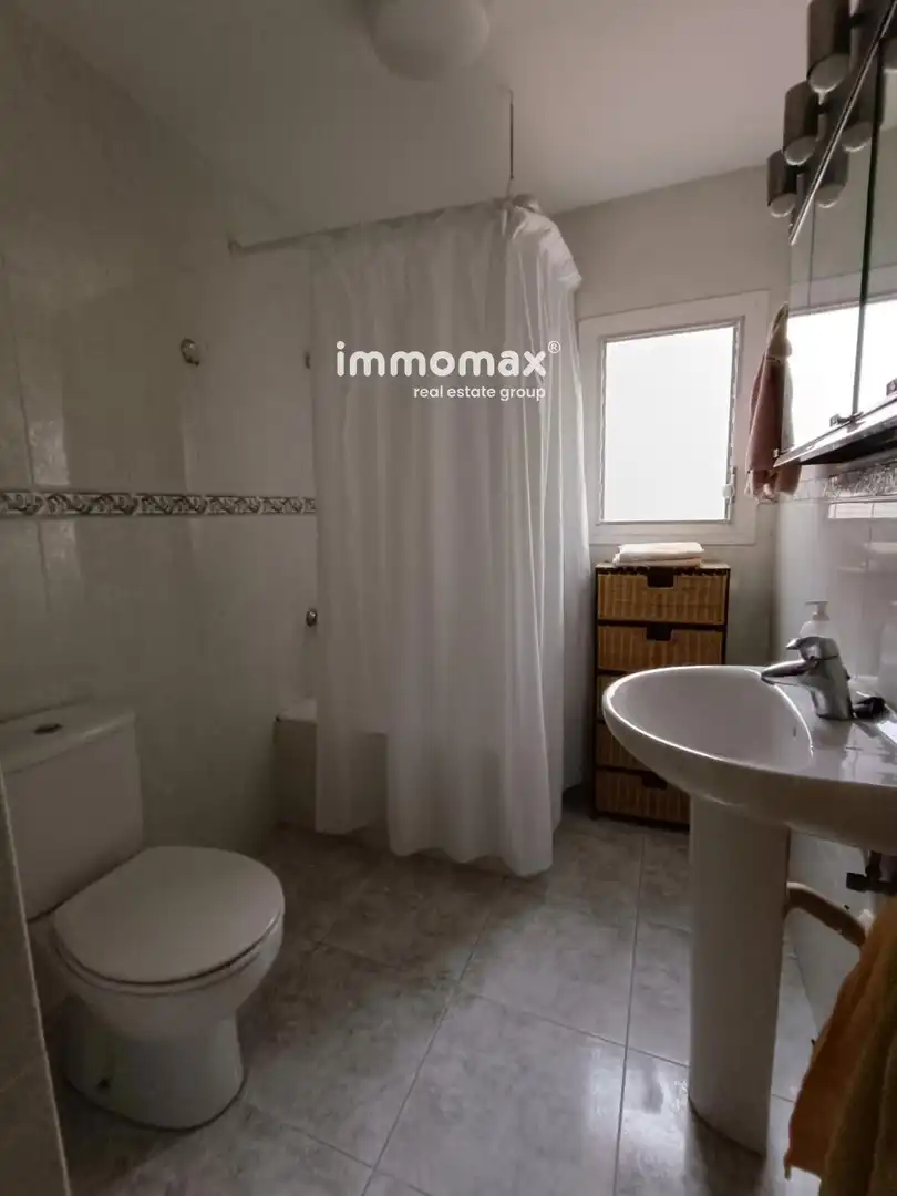 Bany de Casa o xalet en venda en Torrelles de Foix amb Jardí privat i Terrassa