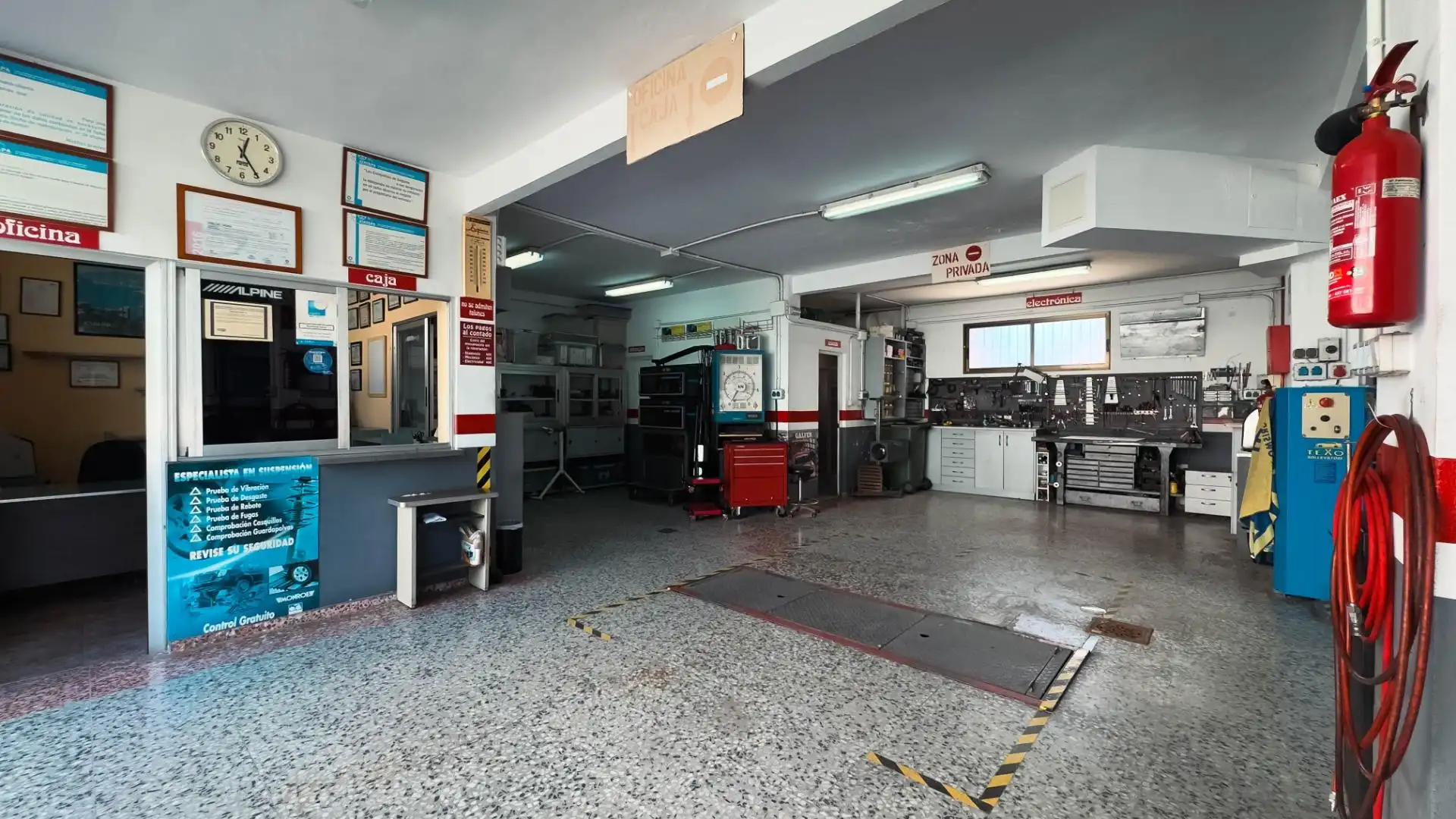 Geschaftsraum zum Verkauf in Benidorm mit Terrasse