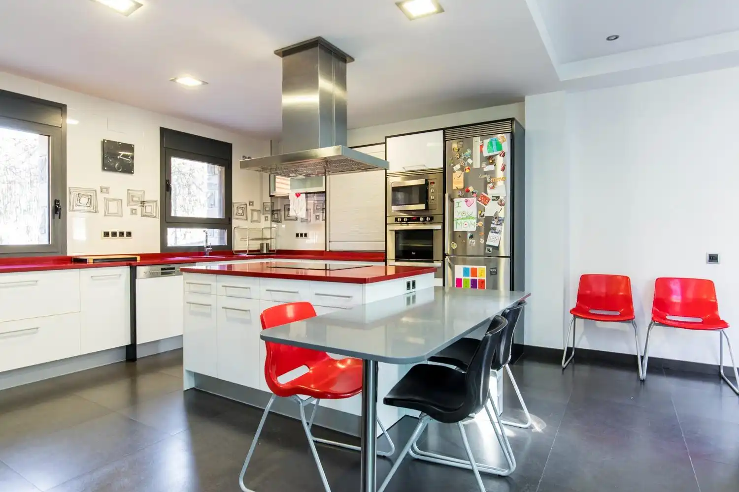 Cocina de Casa o chalet en venta en Boltaña con Aire acondicionado, Calefacción y Jardín privado