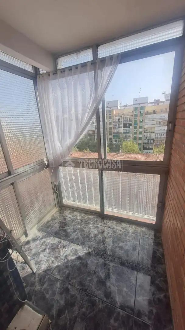 Balcony of Flat for sale in Zaragoza  with Heating, Terrace and Furnished