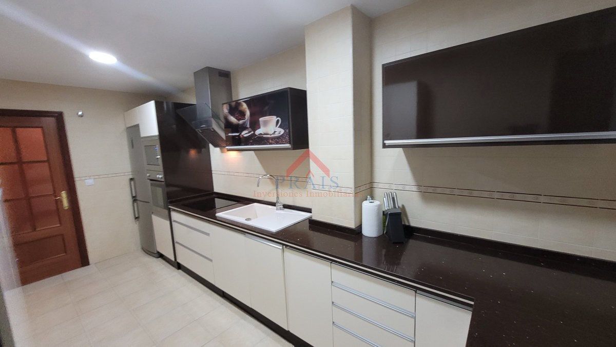 Kitchen of Flat for sale in Utrera  with Terrace