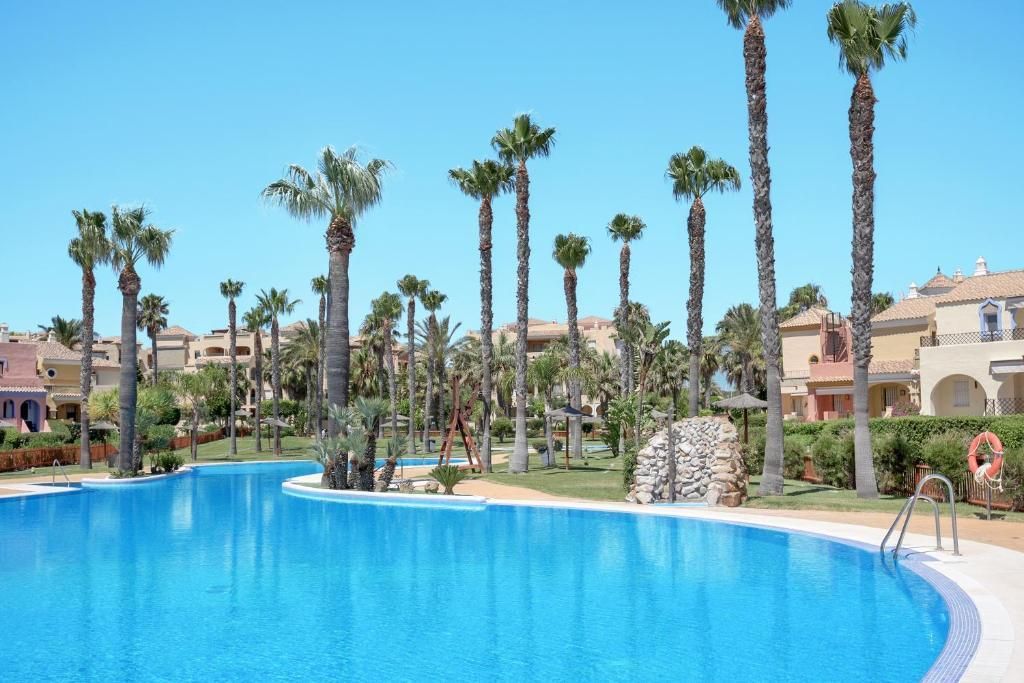 Piscina de Piso en venta en Zahara de los Atunes con Aire acondicionado, Terraza y Trastero