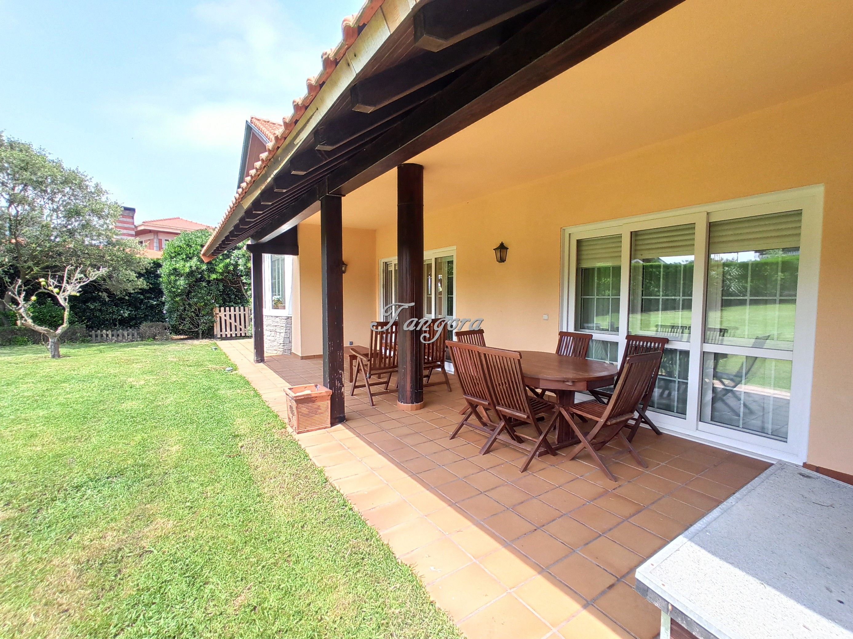 Garden of House or chalet for sale in Getxo   with Heating, Private garden and Parquet flooring