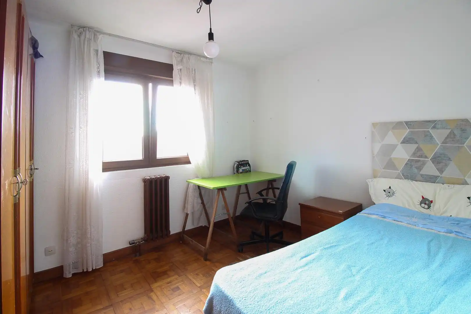 Habitación de Piso de alquiler en Santander con Calefacción, Parquet y Terraza