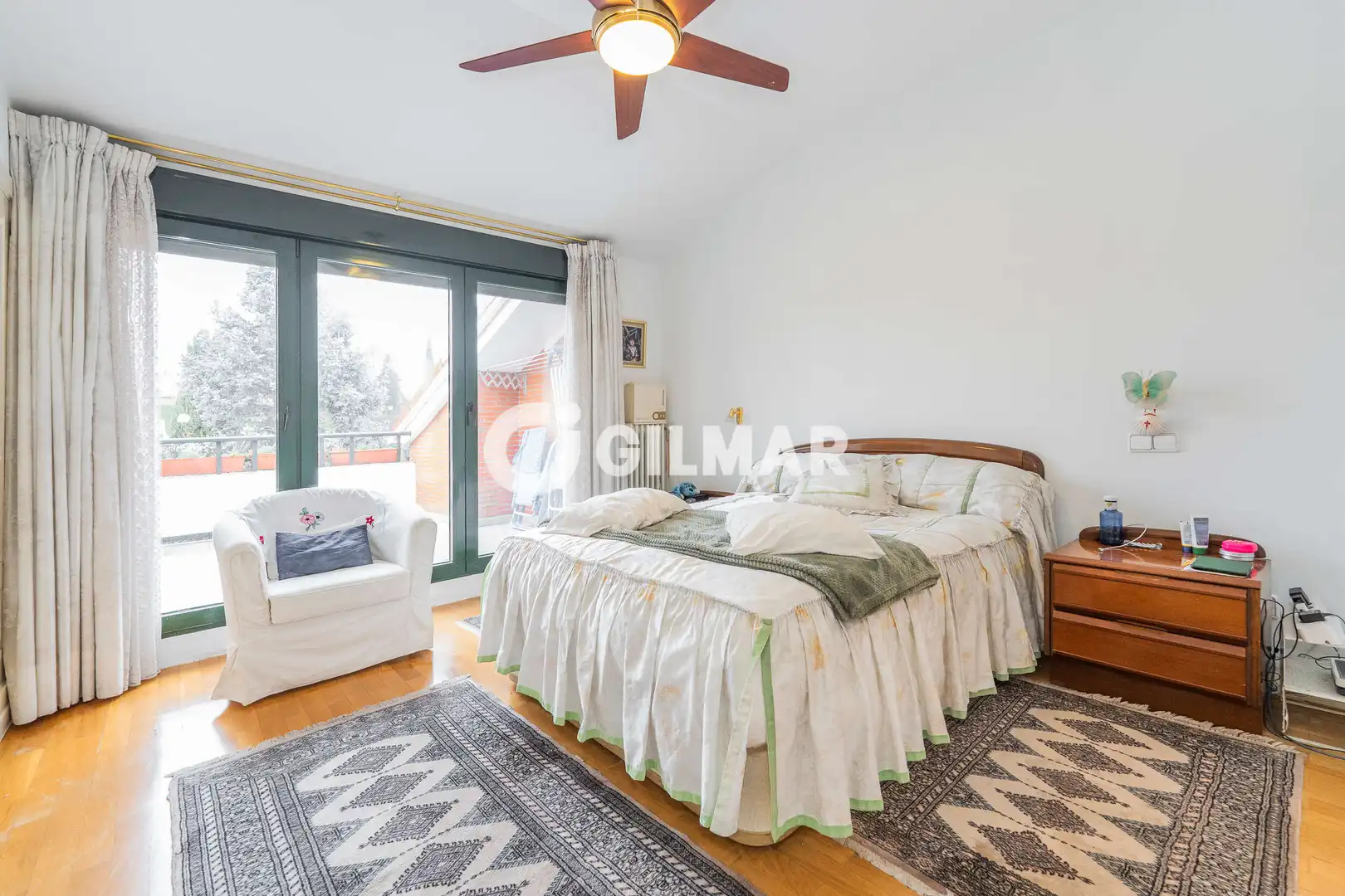 Casa pareada con piscina en venta en Encinar de los Reyes, imagen 3