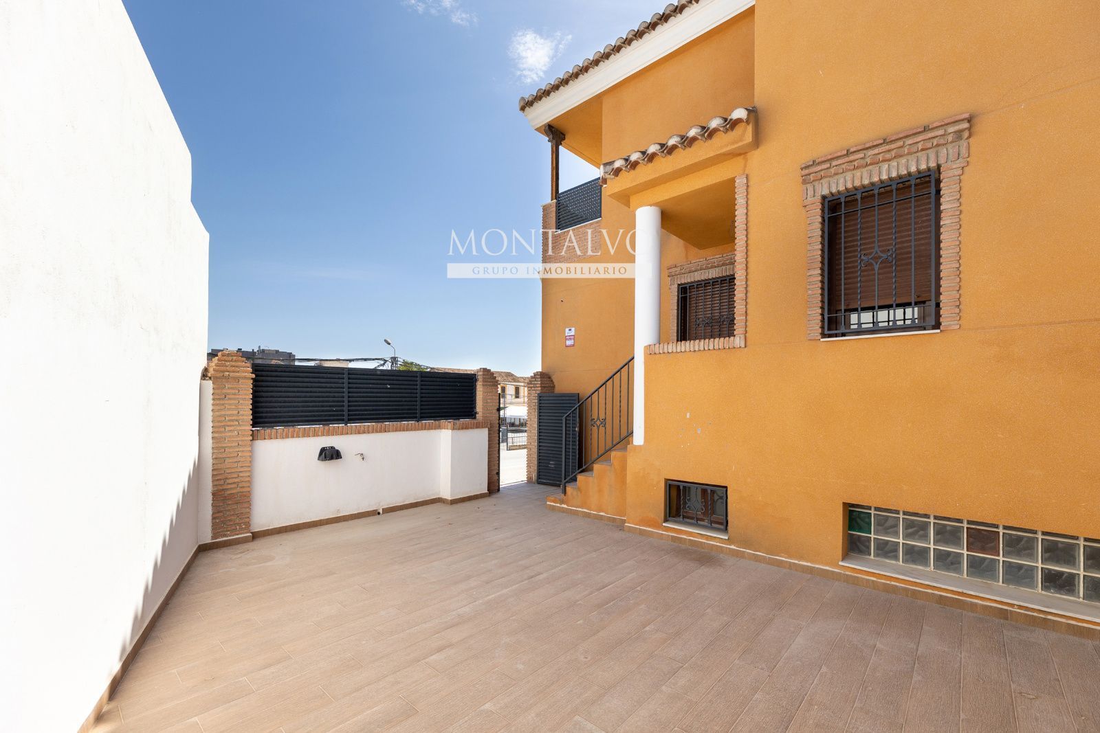 Terrace of House or chalet for sale in Baza  with Terrace