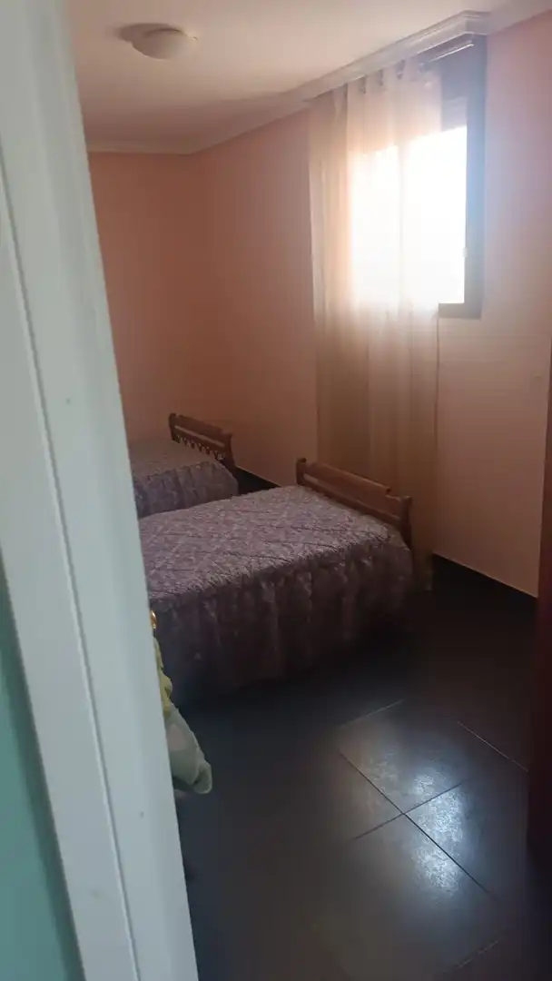 Dormitori de Casa o xalet en venda en  Logroño amb Calefacció i Traster