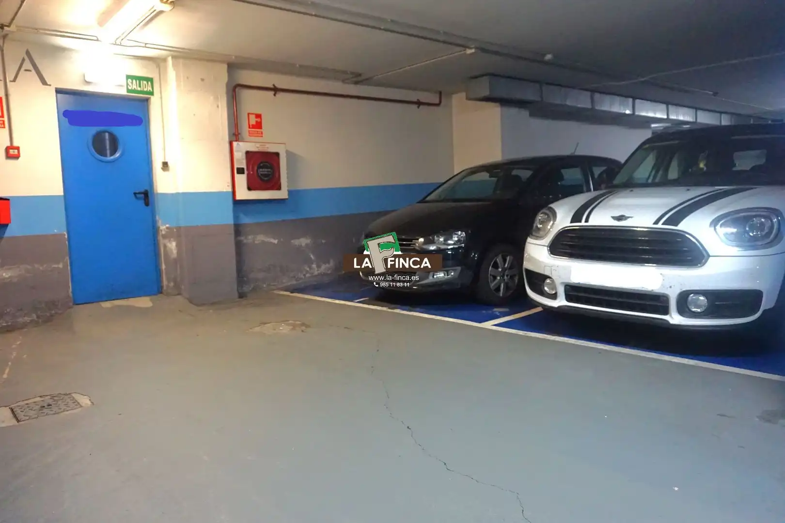 Garage for sale in Milán - Pumarín