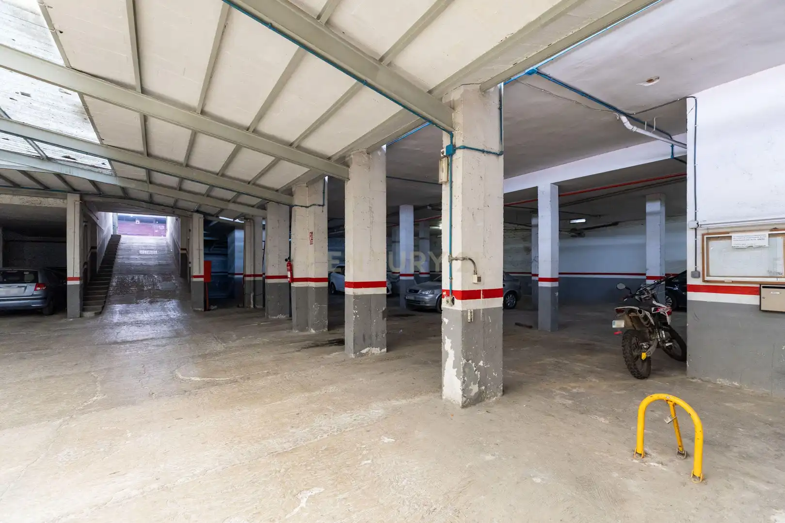 Parkplatz von Wohnungen zum Verkauf in Mollet del Vallès mit Klimaanlage