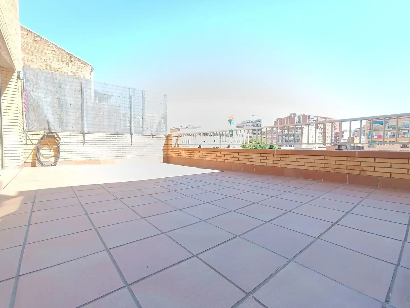Terraza de Casa o chalet en venta en Badalona con Aire acondicionado, Calefacción y Jardín privado