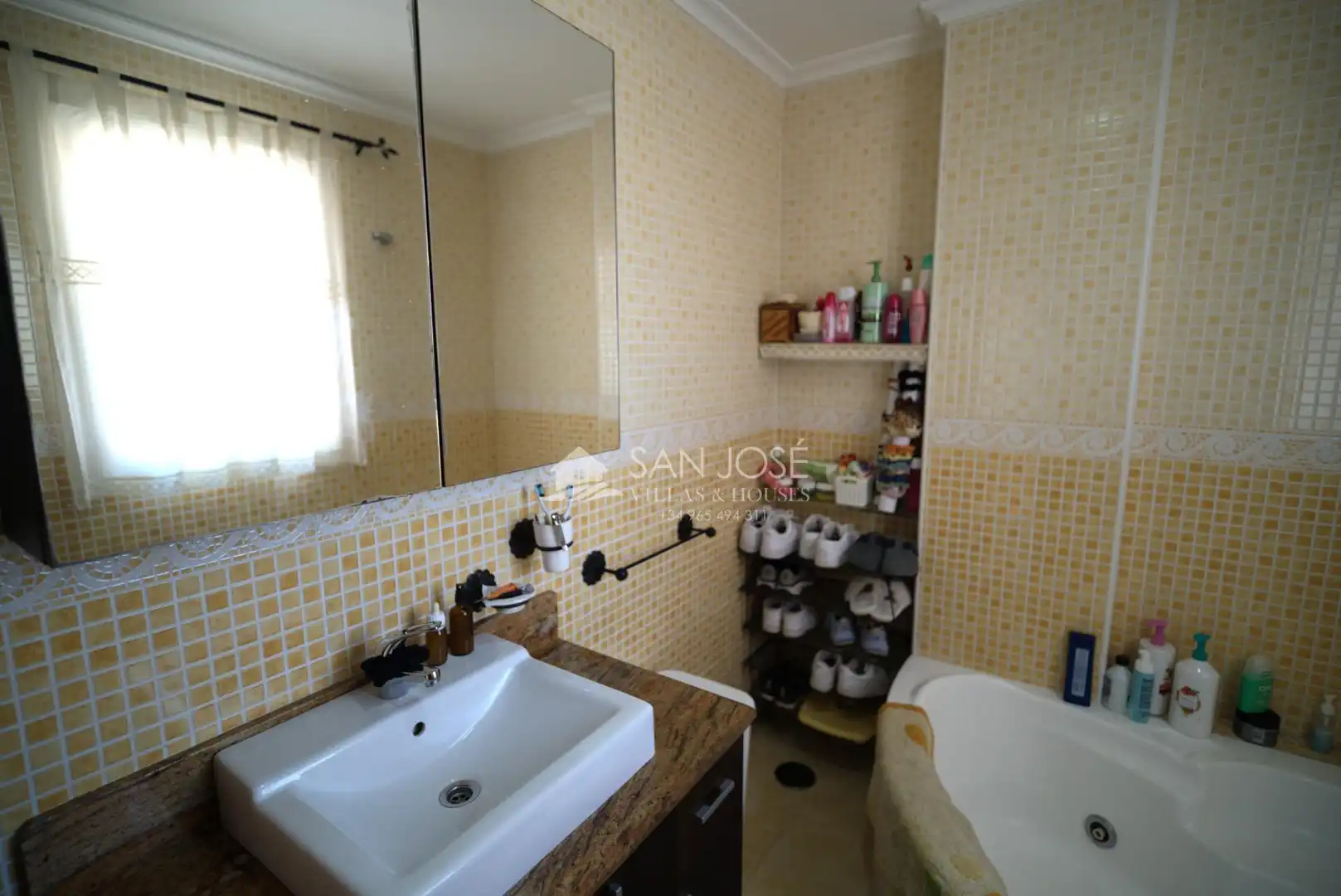Bathroom of Detached homes for sale in Aspe  with Air Conditioner, Heating and Private garden