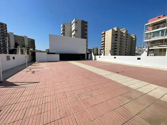 Local comercial en venta en Avenida Santander, imagen 3