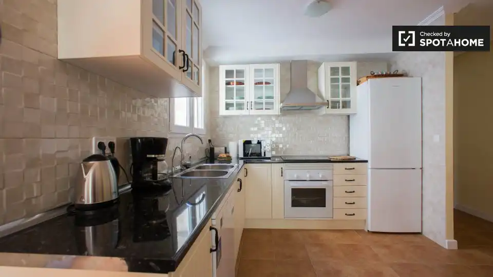 Wohnung mit Terrasse zur Miete in Quatre Carreres, imagen 12