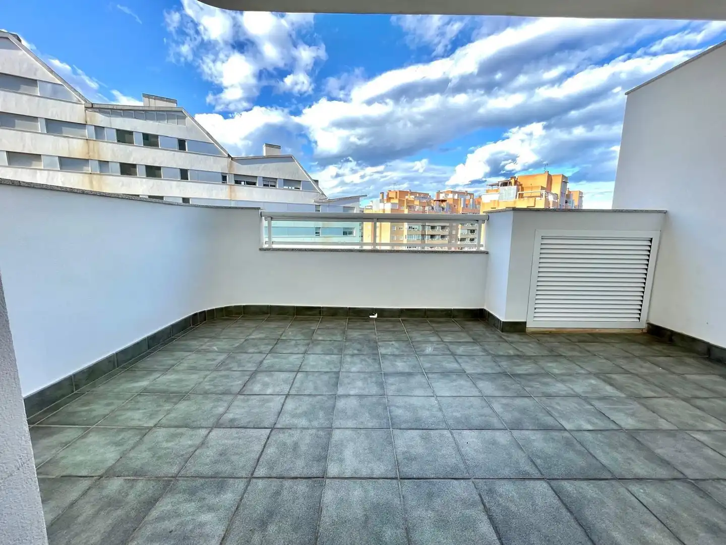 Apartment with terrace to rent in TRAMUNTANA 1