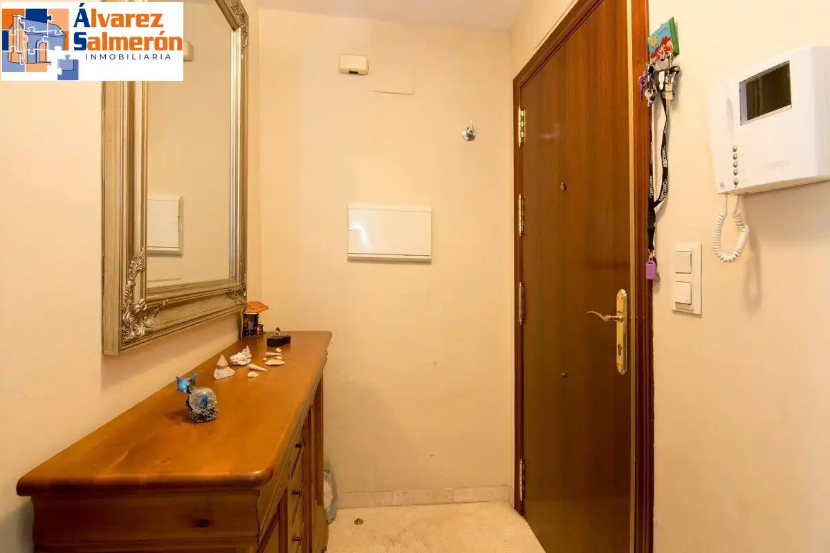 Flat for sale in Zaidín