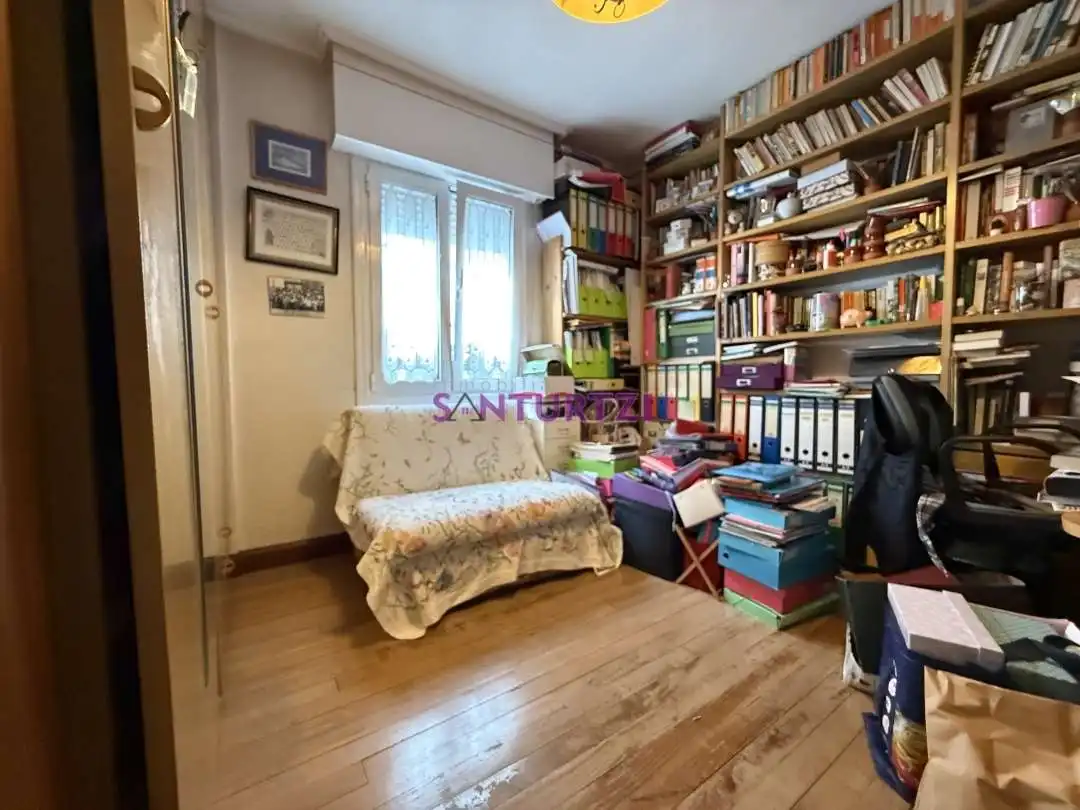 Habitación de Piso en venta en Portugalete con Calefacción