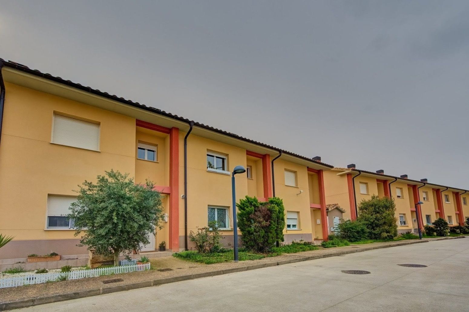 Vista exterior de Casa o chalet en venta en Artajona con Calefacción, Jardín privado y Parquet