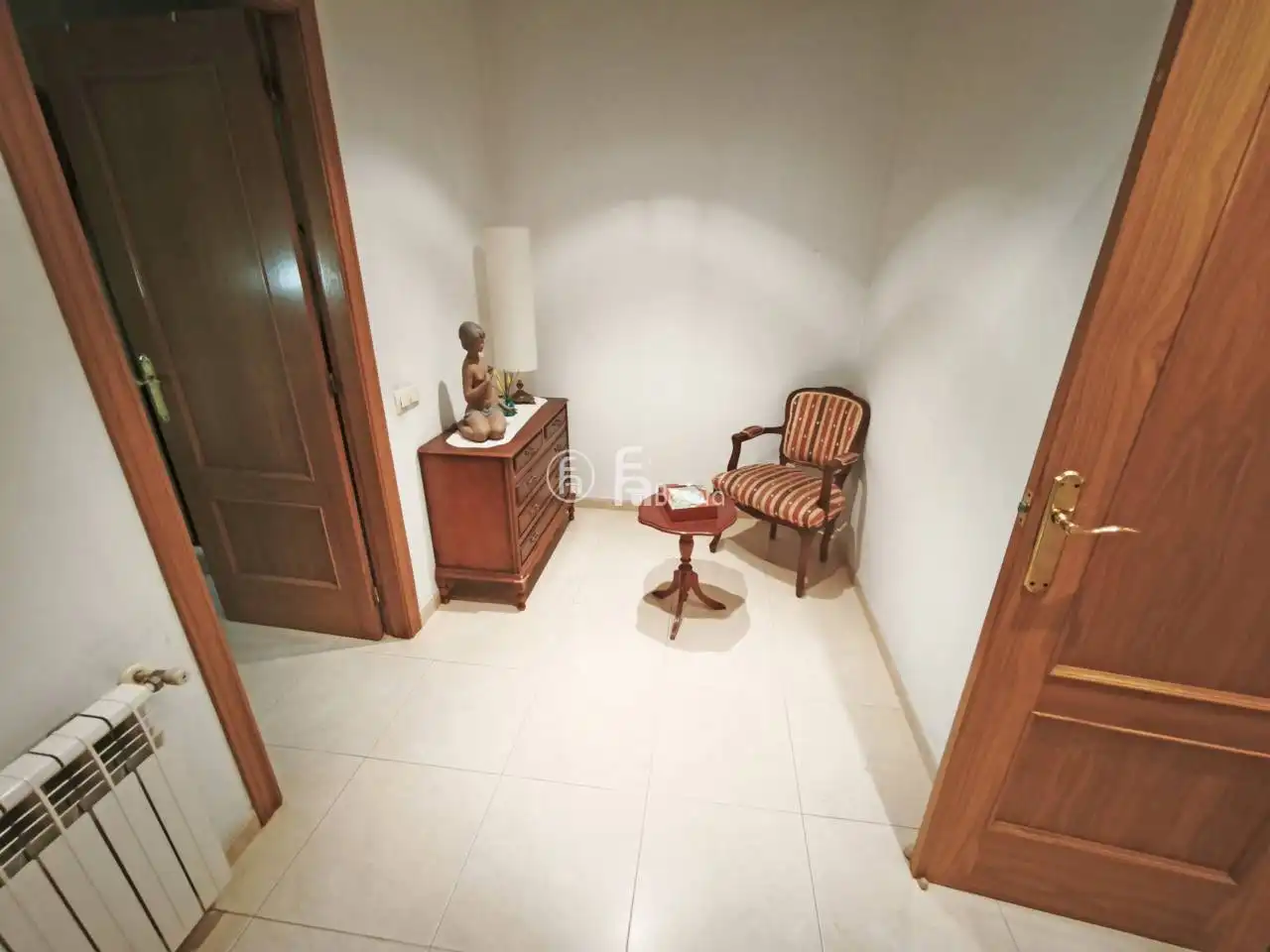 Casa aparellada amb jardí en venda a Avenida Lluís Companys, imagen 30