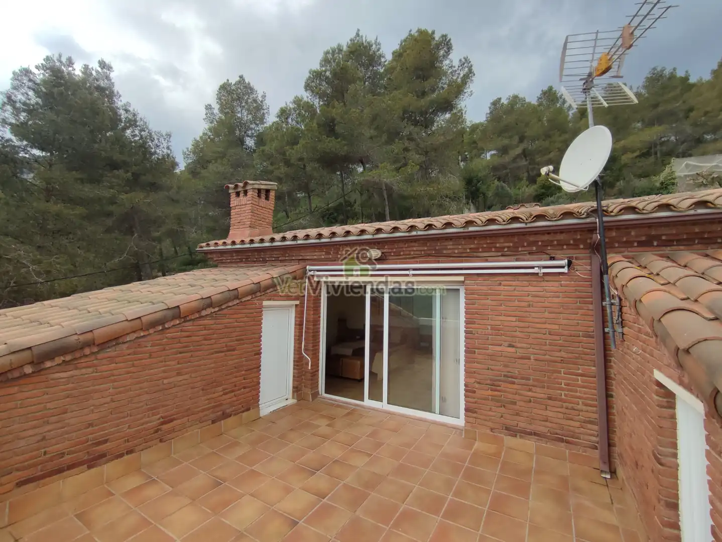 Vista exterior de Casa o xalet en venda en Cervelló amb Calefacció, Jardí privat i Terrassa